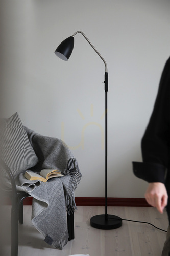 Kontrollera Golvlampa Markslöjd PATRO 108886 LED 3-steg svart