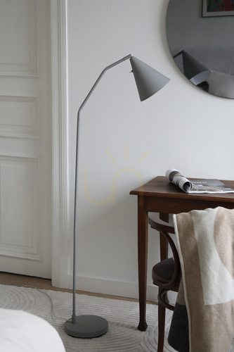 Kontrollera Golvlampa Markslojd FUNIL LED 108891 grå