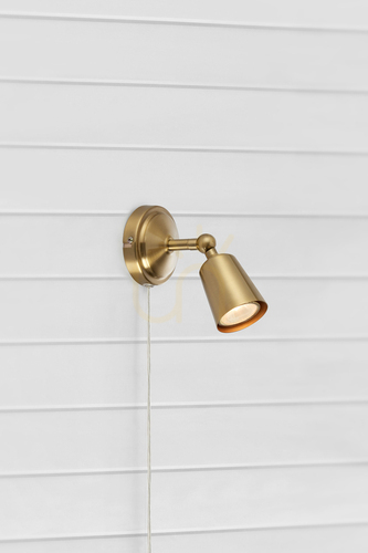Kontrollera Vägglampa Markslöjd Tiny mässing stål 108978
