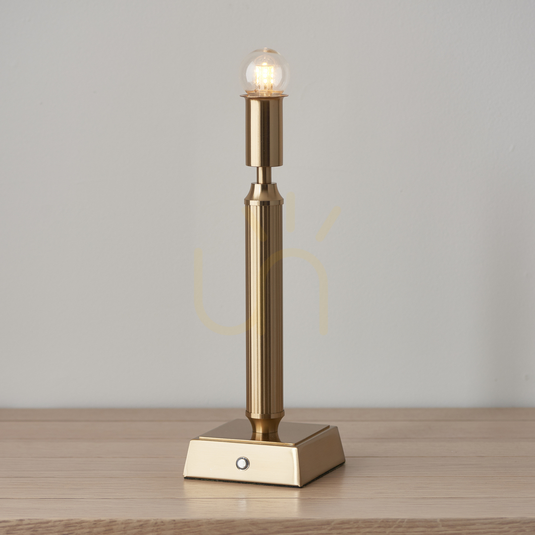 Display Bordslampa Endon Trobridge uppladdningsbar mässing LED 36,6 cm Bordslampa Endon Trobridge uppladdningsbar mässing LED 36,6 cm