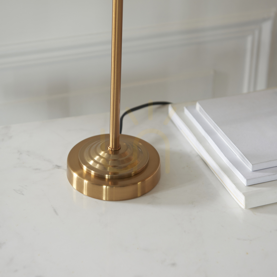 Visa Bordslampa Endon Highclere mässing med naturfärgad skärm Bordslampa Endon Highclere mässing med naturfärgad skärm
