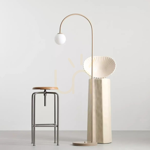 Kontrollera Golvlampa Aldex Una beige metall glas 1116A17