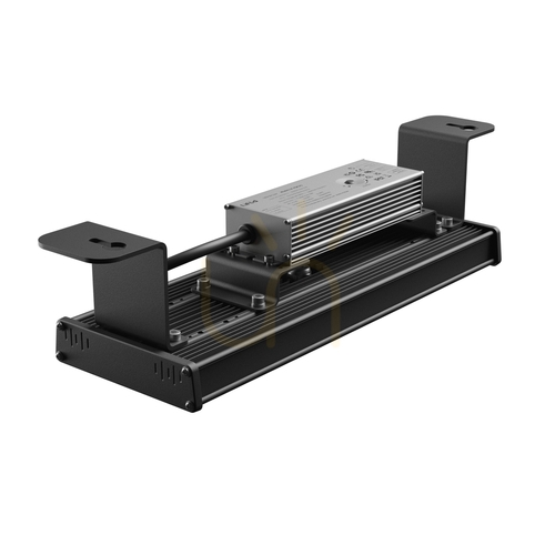 Kontrollera Halls Line 3 High Bay Light Bar 75W NW 230V 60 X90 St IP66 Ik10 440 X130 X115mm Svart 5 års garanti. 1 10