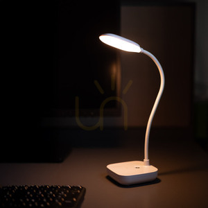 Vit LED-skrivbordslampa Zuma Line 1961-WH 7 W small 6