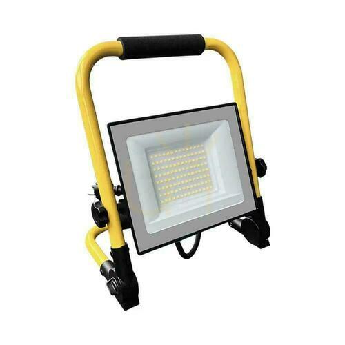 Kontrollera V-TAC 50W CREE CHIP IP65 LED portabel strålkastare VT-44049 6500K 4270lm 6 års garanti