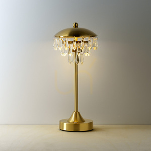 LED-bordslampa Bazar Bizar Chandelette CNCL001, mässingsfärgad, 33,5 cm small 2