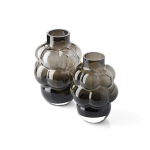 Vas Grape Glass Collection mörkgrå M small 2