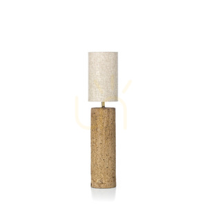 Bordslampa Totem lera M handgjord Table Lamps small 3