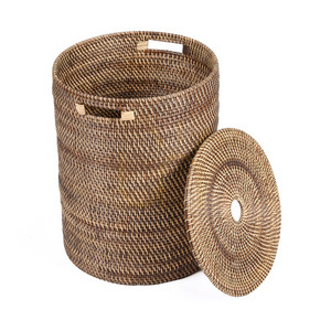 Tvättkorg i rotting med lock The Laundrilla, Ø40 x 52 cm, naturbrun small 3