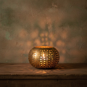 Handgjord inredningsdetalj guld M 16x16x10 cm small 1