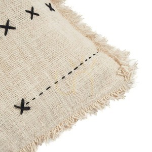 Kuddfodral The French Kiss Naturell Svart 50x50 cm small 7