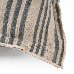 Kuddfodral Nordic Stripe natur svart 50x50 cm small 2