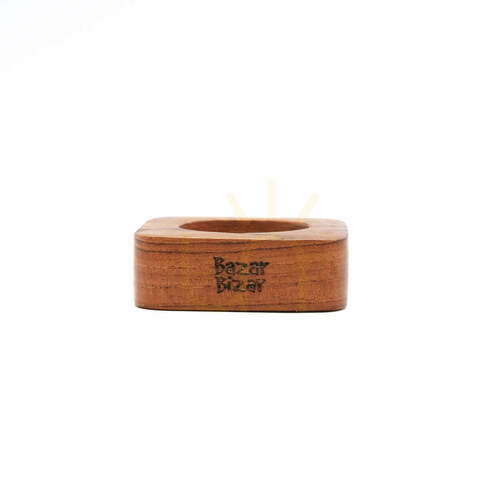 Kontrollera Bazar Bizar servettring teakrot natur 6x6x2 cm BASU608N