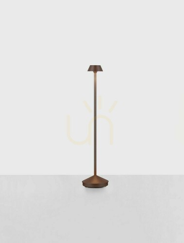 Kontrollera WARNES stående utomhuslampa från Luces Exclusivas LE73743