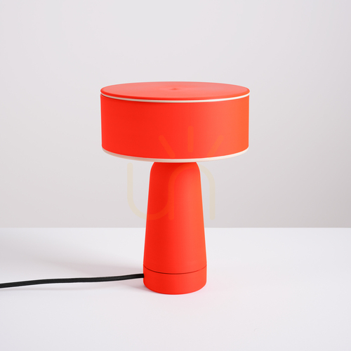 Kontrollera AXO skrivbordslampa röd