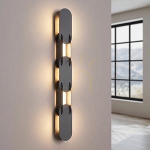 CHAIN 91 svart LED-vägglampa 3000K small 2