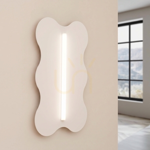 KLOVER vägglampa beige small 2