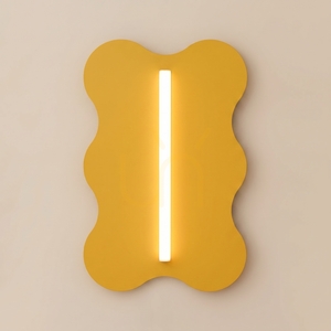 KLOVER vägglampa gul small 3