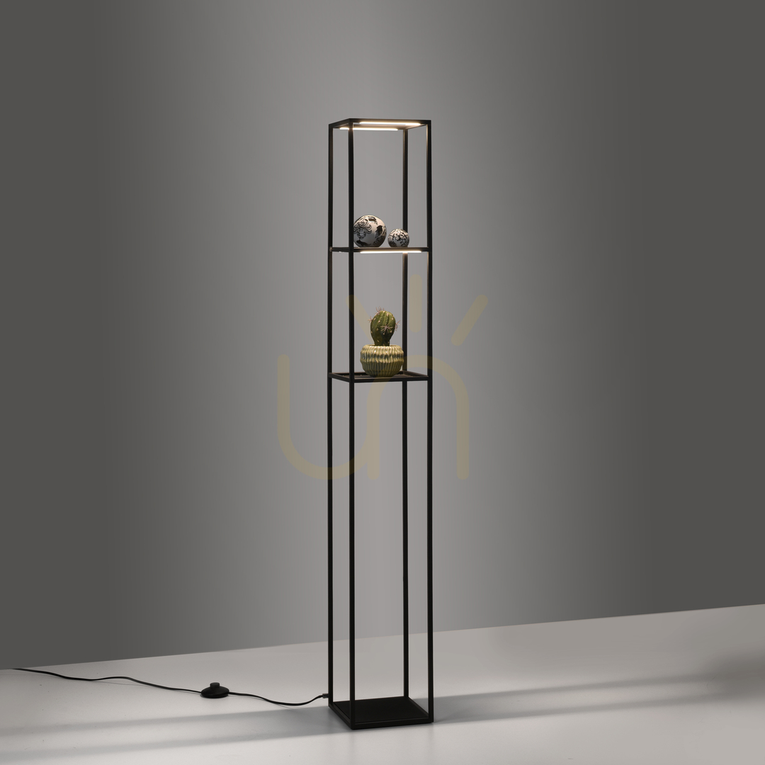 Visa CONNI 401-18 Golvlampa Svart 4xLED. CONNI 401-18 Golvlampa Svart 4xLED.