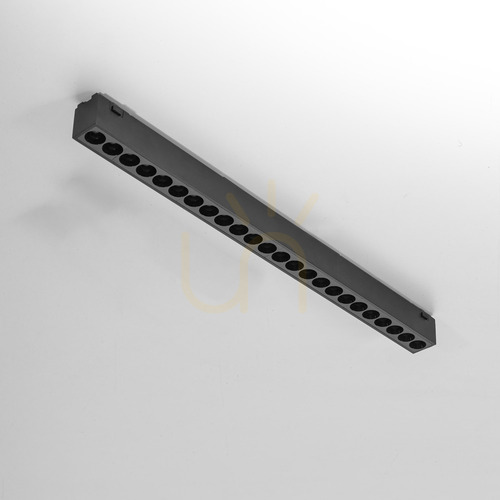 Kontrollera GFA1531 Svart Gea Luce-spårbelysning