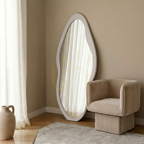 Kontrollera MARIMAR väggspegel i träram, 180 x 80 cm, oregelbundet formad, i ljusbeige (Nova Nook)