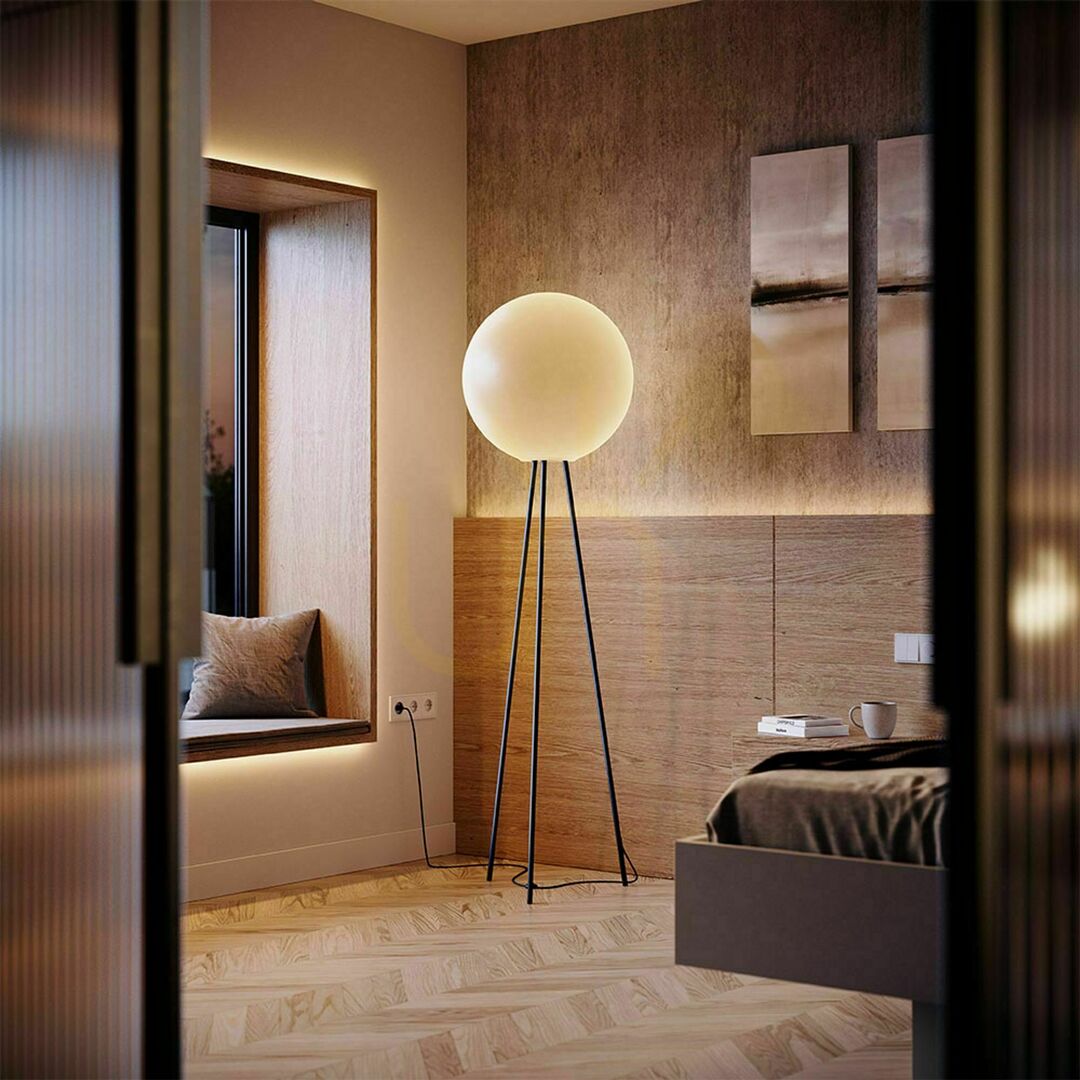 Kontrollera Golvlampa s.luce Orb Tripod brun glas 160 cm Golvlampa s.luce Orb Tripod brun glas 160 cm