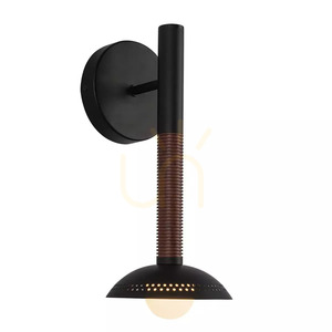 Arden LED-vägglampa – 1 ljuskälla – matt svart, valnötsfanér, Elstead small 0