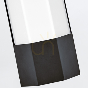 Stor LED-vägglampa Facet 61 cm - Matt svart Quintiesse small 5