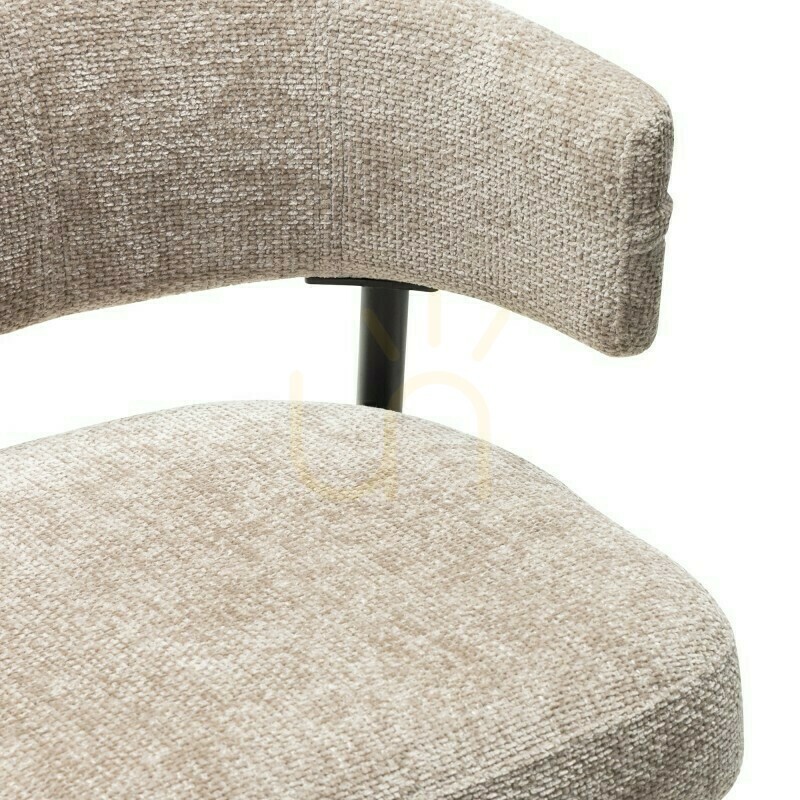 Förhandsvisning Set med 2 OSARIO-barstolar i beige med svarta ben; minsta beställningsantal: 2 stycken – Nova Nook Set med 2 OSARIO-barstolar i beige med svarta ben; minsta beställningsantal: 2 stycken – Nova Nook