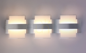 Hana vägglampa, 3xLED, 3000 K, 5 W, borstat aluminium, metall/mjölkigt-transparent glas, 54,5 cm small 3