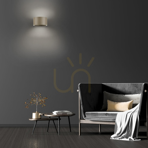 PURE CLIPSE 8561-97 Brun vägglampa med 2 LED-lampor small 2