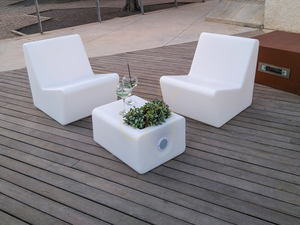 TARIDA SIT 3159 Vit trädgårdsstol med 1 LED-lampa 2 TARIDA SIT 3159 Vit trädgårdsstol med 1 LED-lampa small 2
