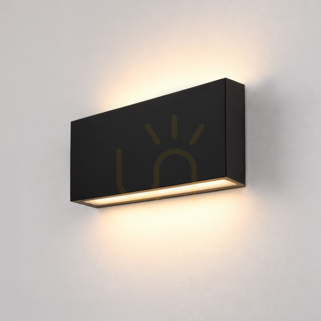 Kontrollera Modern Moura LED-vägglampa för utomhusbruk med två lampor Modern Moura LED-vägglampa för utomhusbruk med två lampor