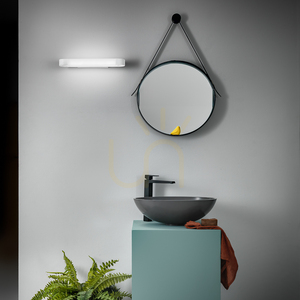 GAP470C Vit vägglampa från Gea Luce, IP44 small 0