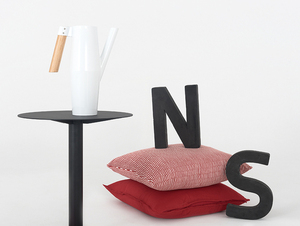 Svart sidobord CustomForm OSCAR METAL Ø40 × 60 cm small 1
