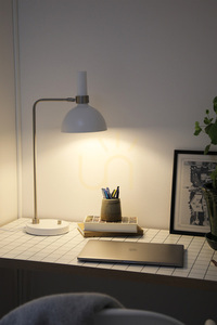 Bordslampa Markslöjd Larry vit metall dimmer 107502 small 1