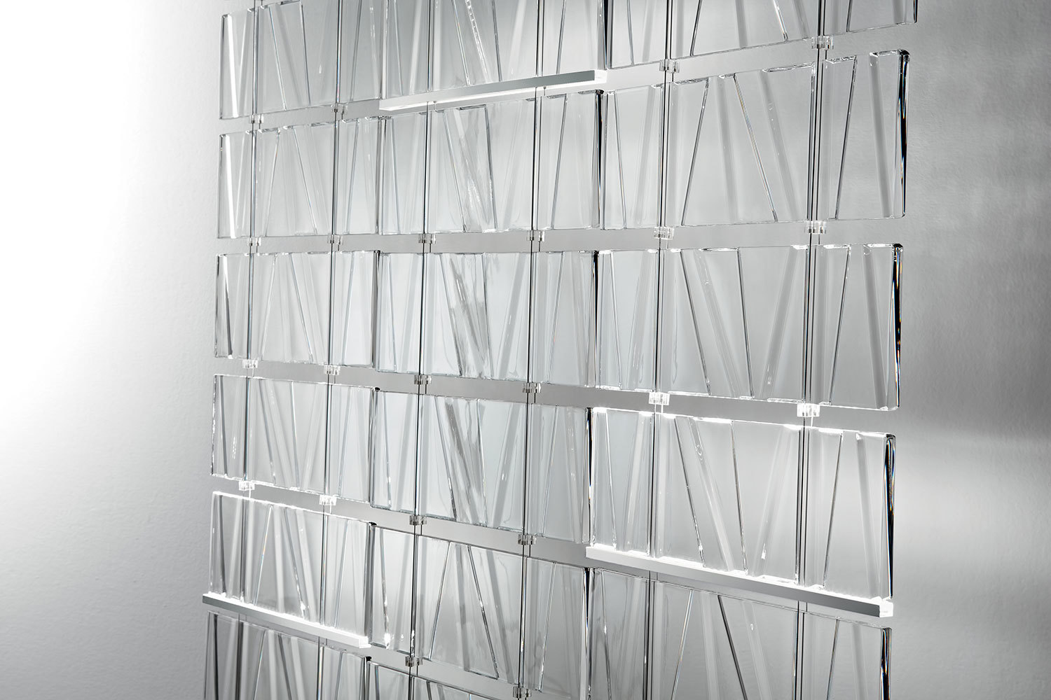 Kontrollera Fabbian Kakeltillbehör D95 7W Samlingsskena - D95 M12 63 Fabbian Kakeltillbehör D95 7W Samlingsskena - D95 M12 63