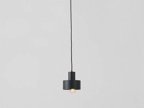 Kontrollera CustomForm FAY 1 S svart pendellampa E27 LP001FAY-1S-02